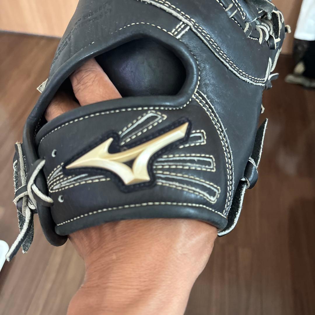 Mizuno Global Elite ファーストミット ブラック軟式用