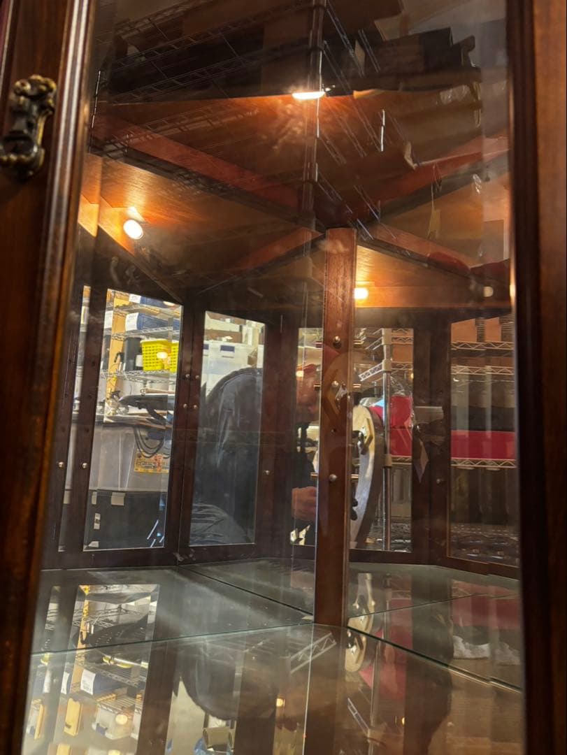 カリモク木製コーナーキャビネット