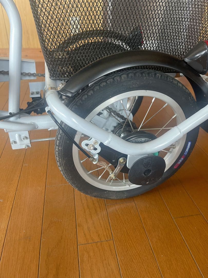 （株）カイホウジャパン　電動アシスト三輪