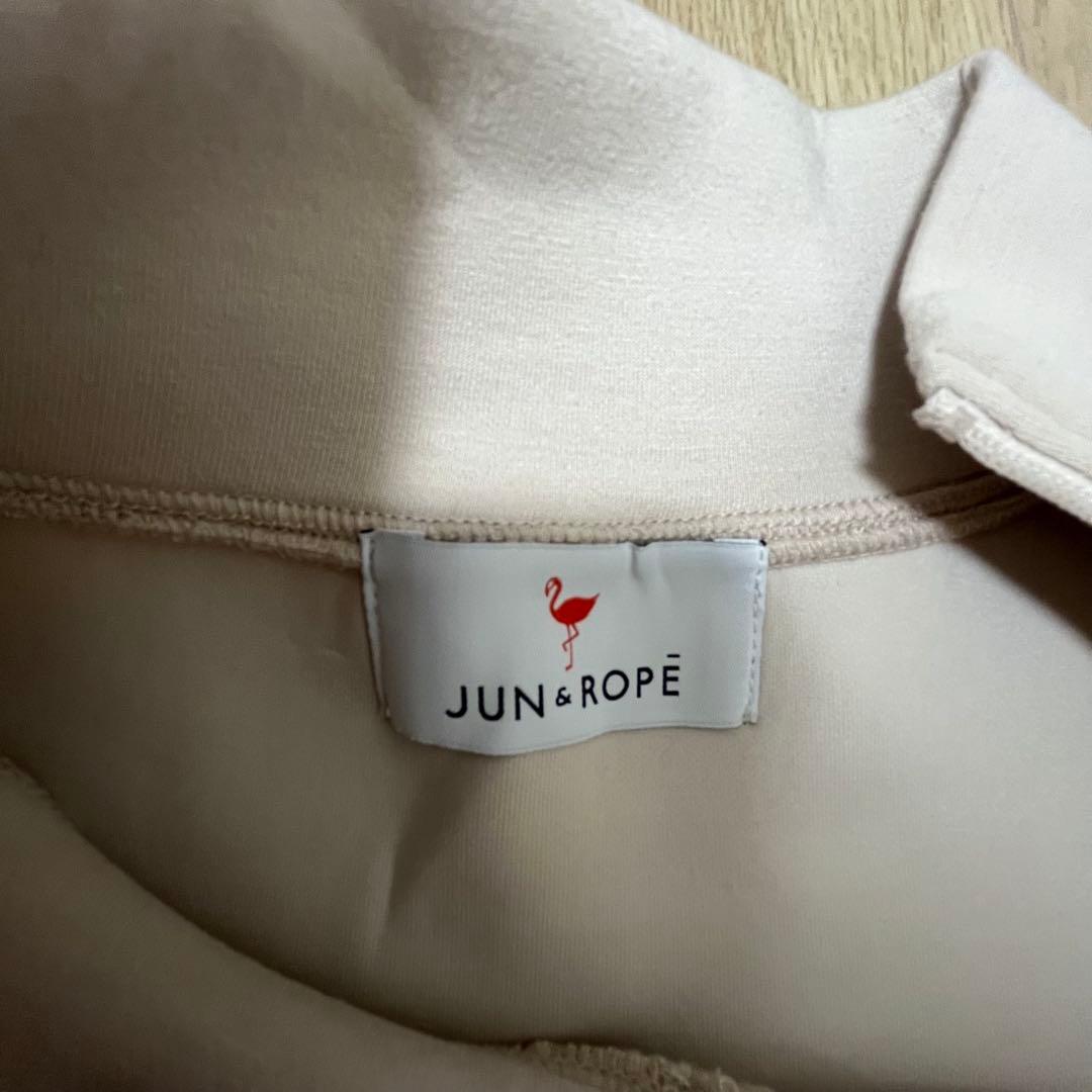 JUN＆ROPE エンボスロゴモックネック長袖プルオーバー