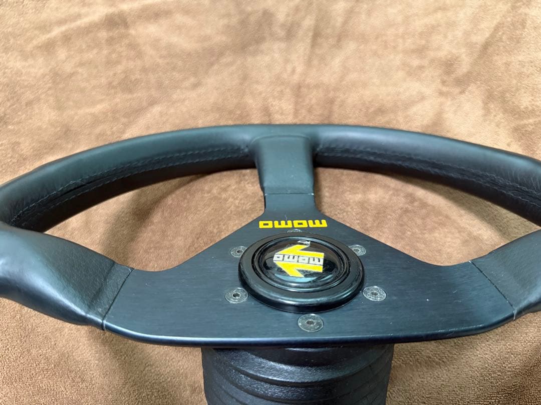 MOMO MOMOCORSE ステアリング 本体