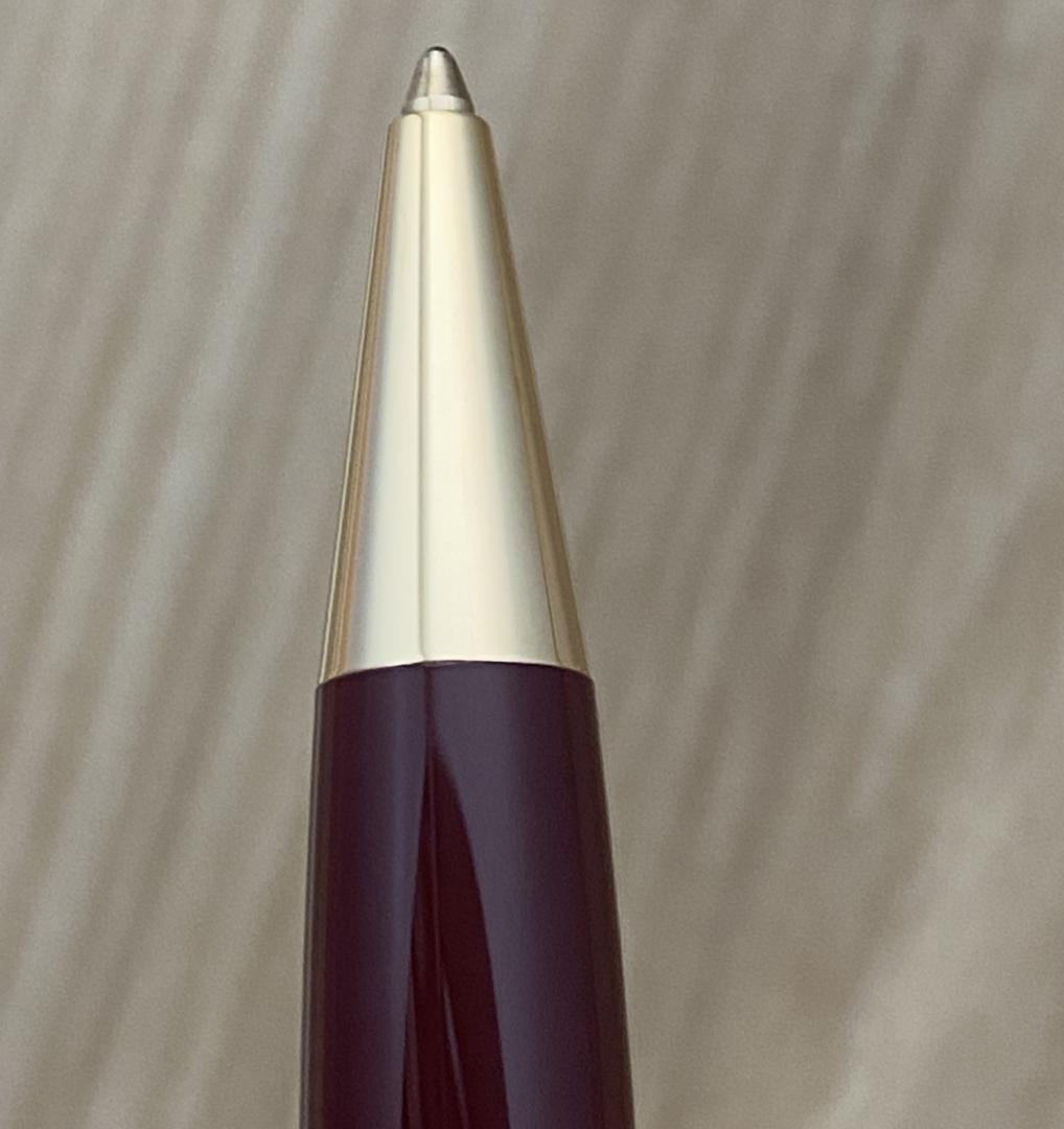 未使用に近い　モンブラン ボルドー色x ゴールド 164 クラシック ボールペン