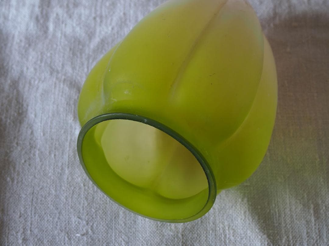 緑とピンクのグラデーション 磨りガラス ランプシェード電笠 高17cm/K407