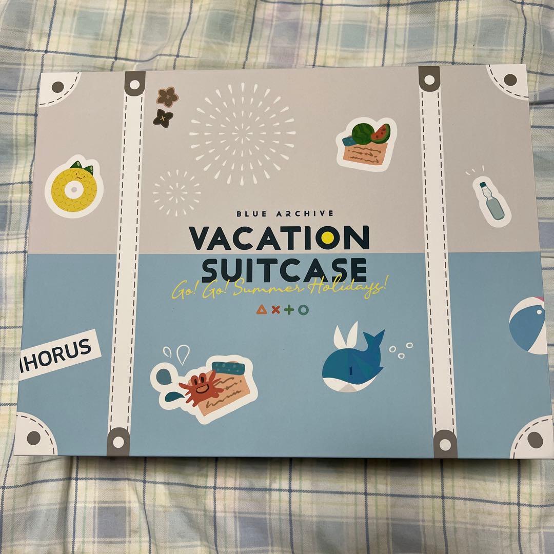 ブルーアーカイブ VACATION SUITCASE