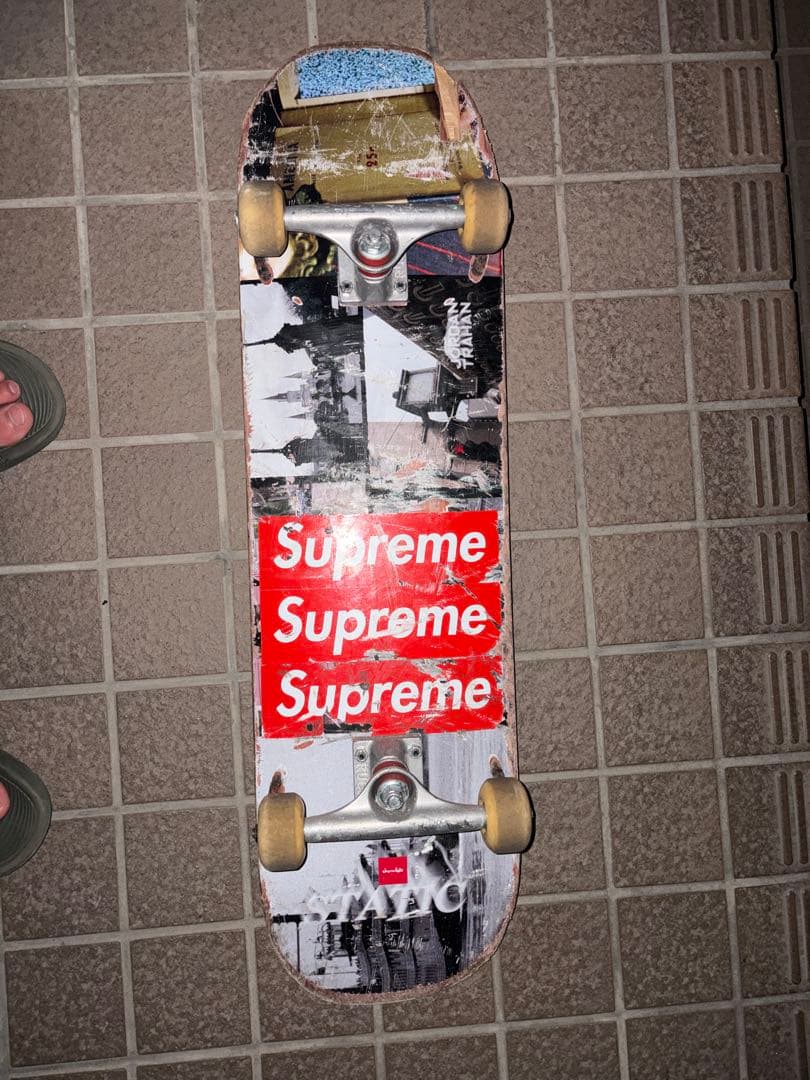 チョコレートスケートボード コラージュプリント