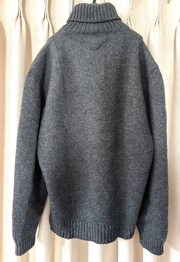 美品PRADA プラダ　グレー タートルネック ニット オーバーサイズ