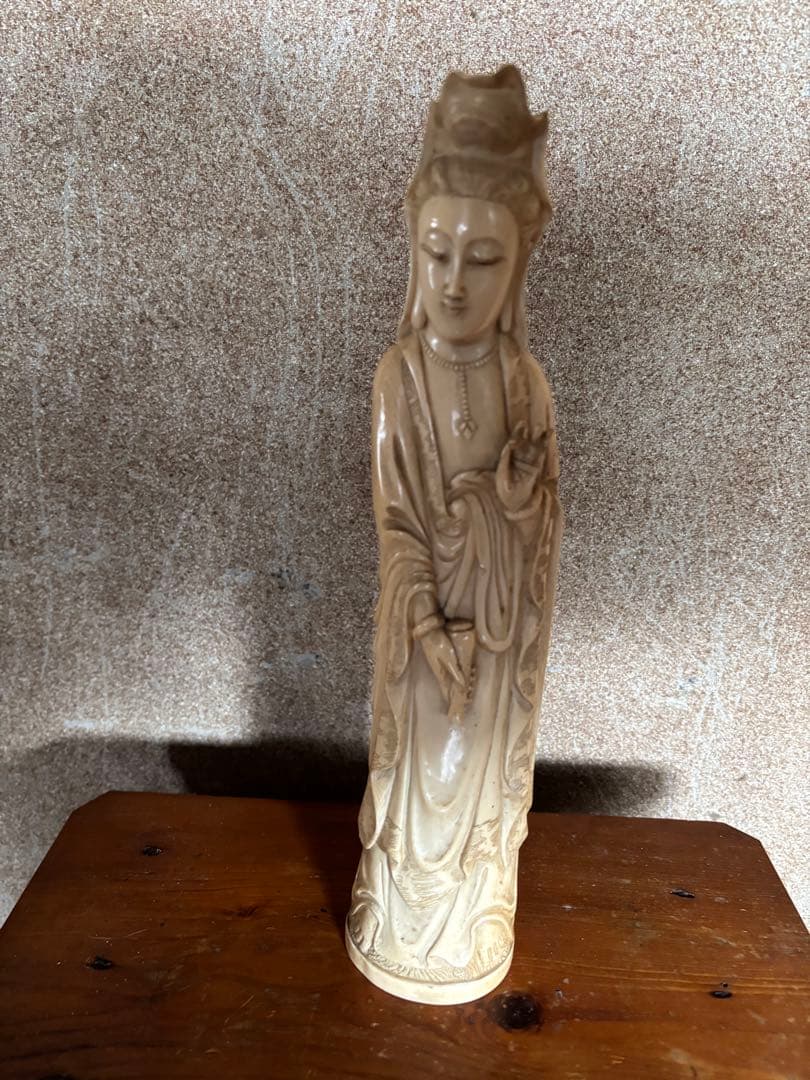 超絶技巧　観音像 約31cm 職人技　彫刻　ハンドメイド