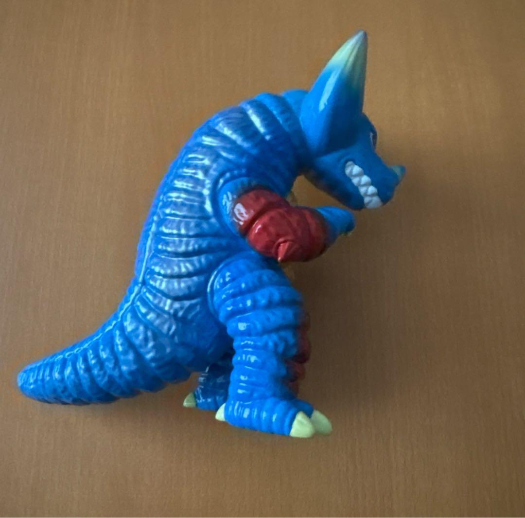 ウルトラマン怪獣　Artverse アートソフビシリーズ　ゴモラ　海外限定