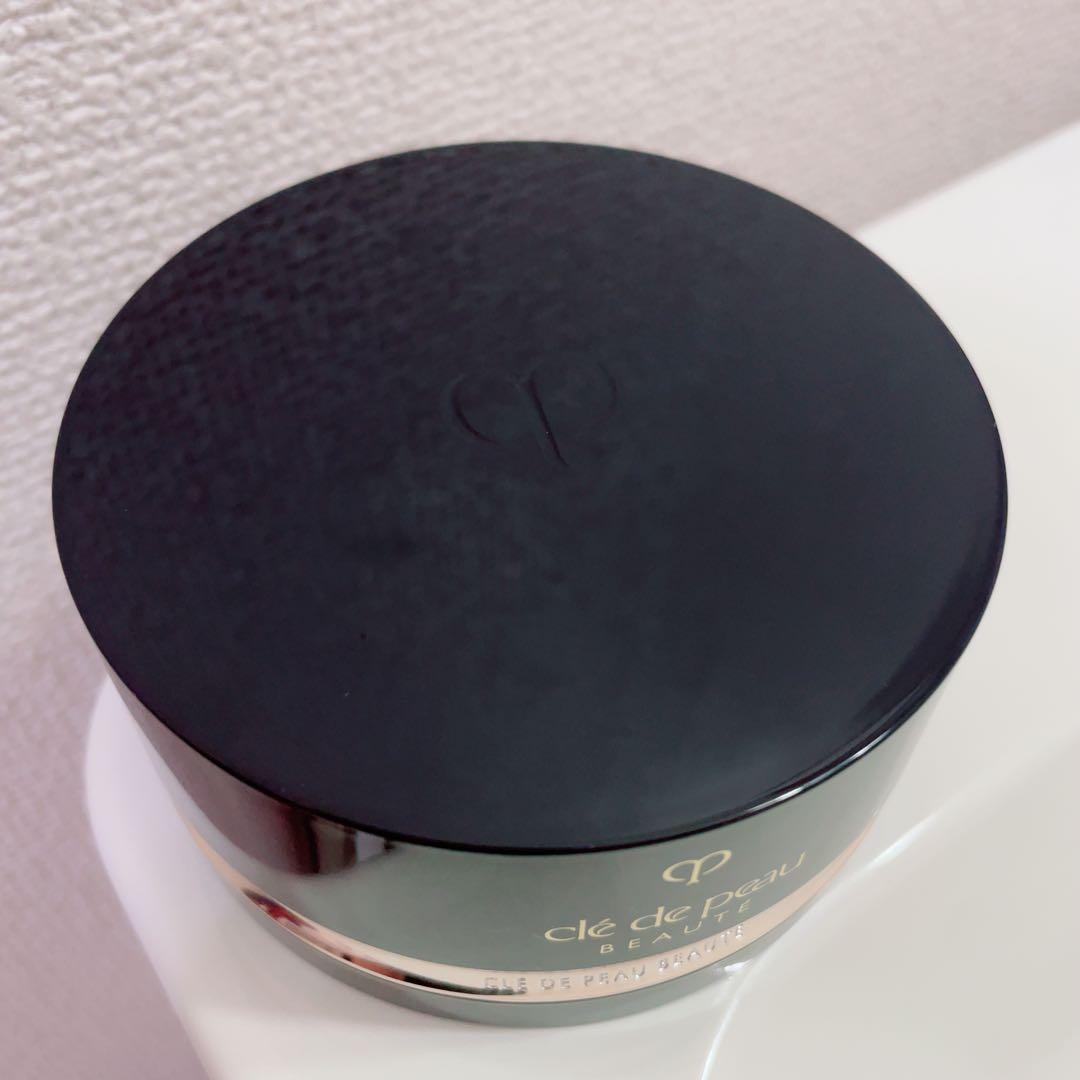 クレドポーボーテ　プードルトランスパラント n M 1 ライト