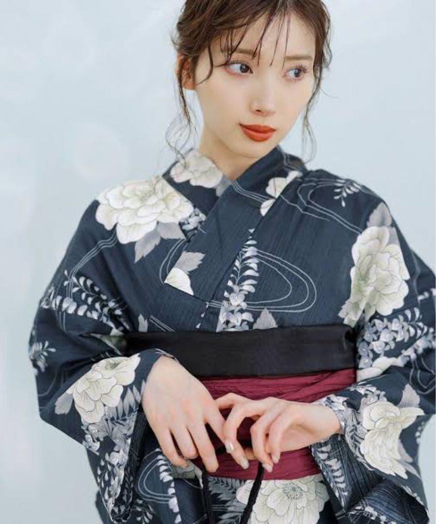 浴衣 dita 凪の藤ながれ