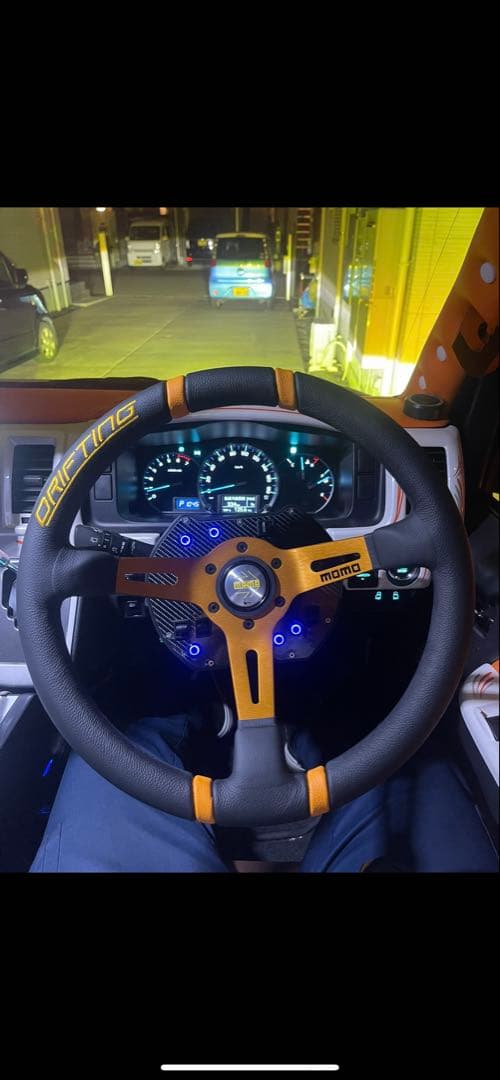 ハイエース MOMOハンドルセット