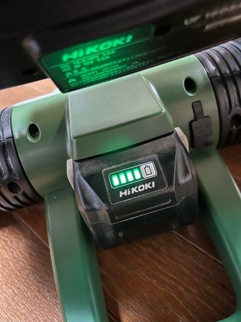 HiKOKI業務用扇風機 UF18DSAL(NN) コードレス充電器付　値下げ