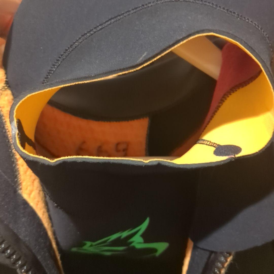 Rock Hopper　ロックホッパー セミドライ 5/3mm 裏起毛