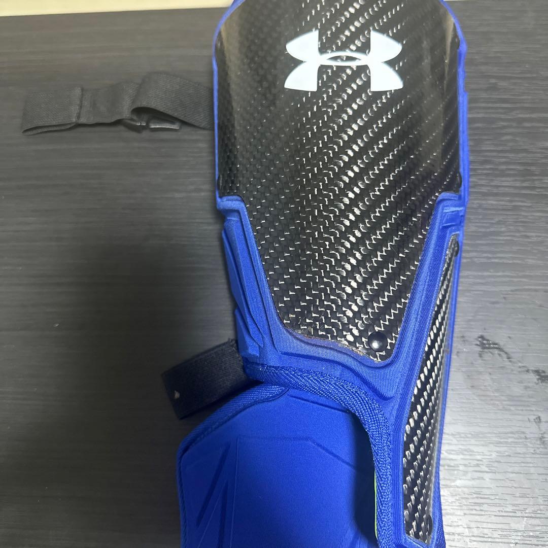 Under Armour フットガード