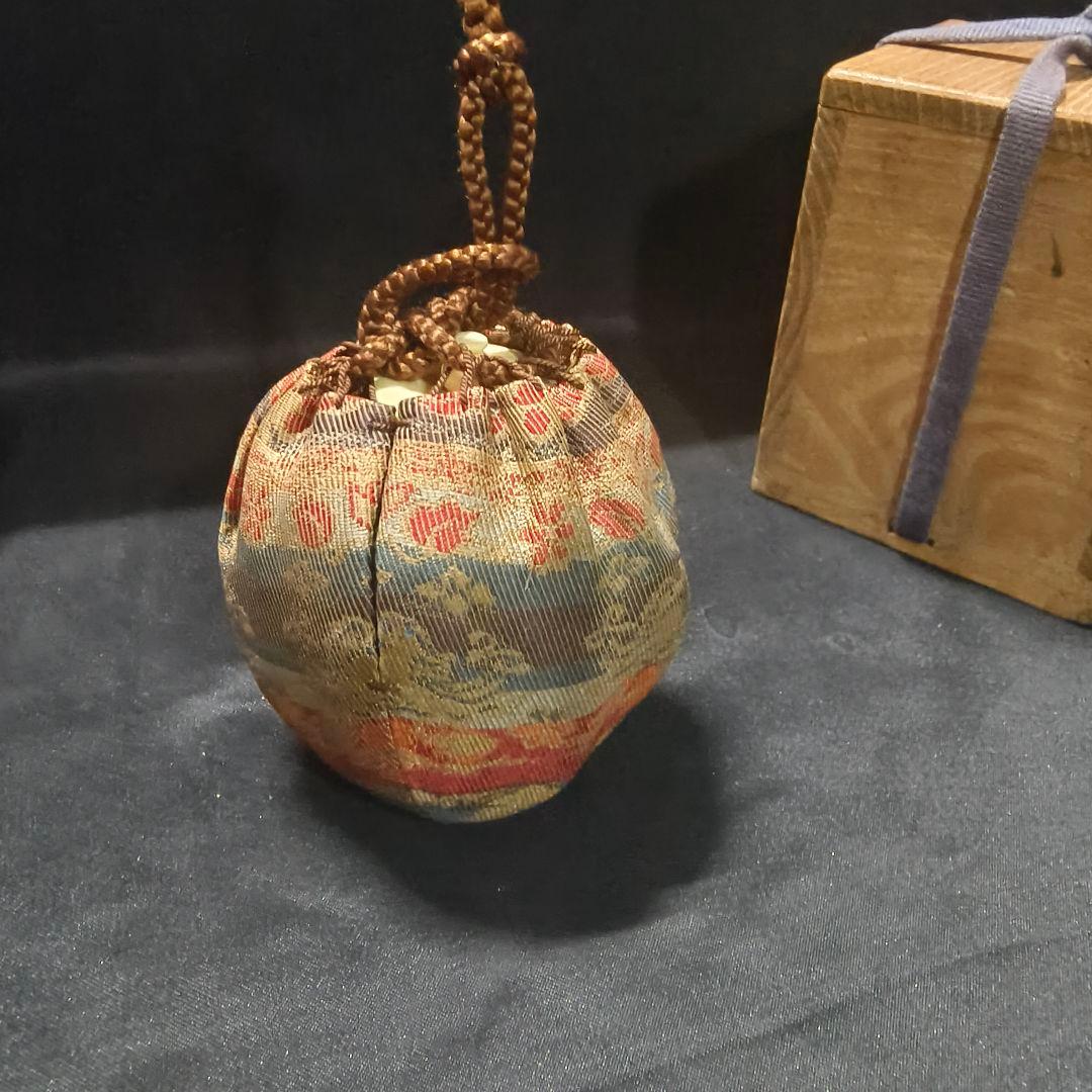 茶道具 肩衝茶入 古伊賀焼 黒釉自然素材蓋 西陣織仕覆 桐箱 江戸骨董古美術珍品