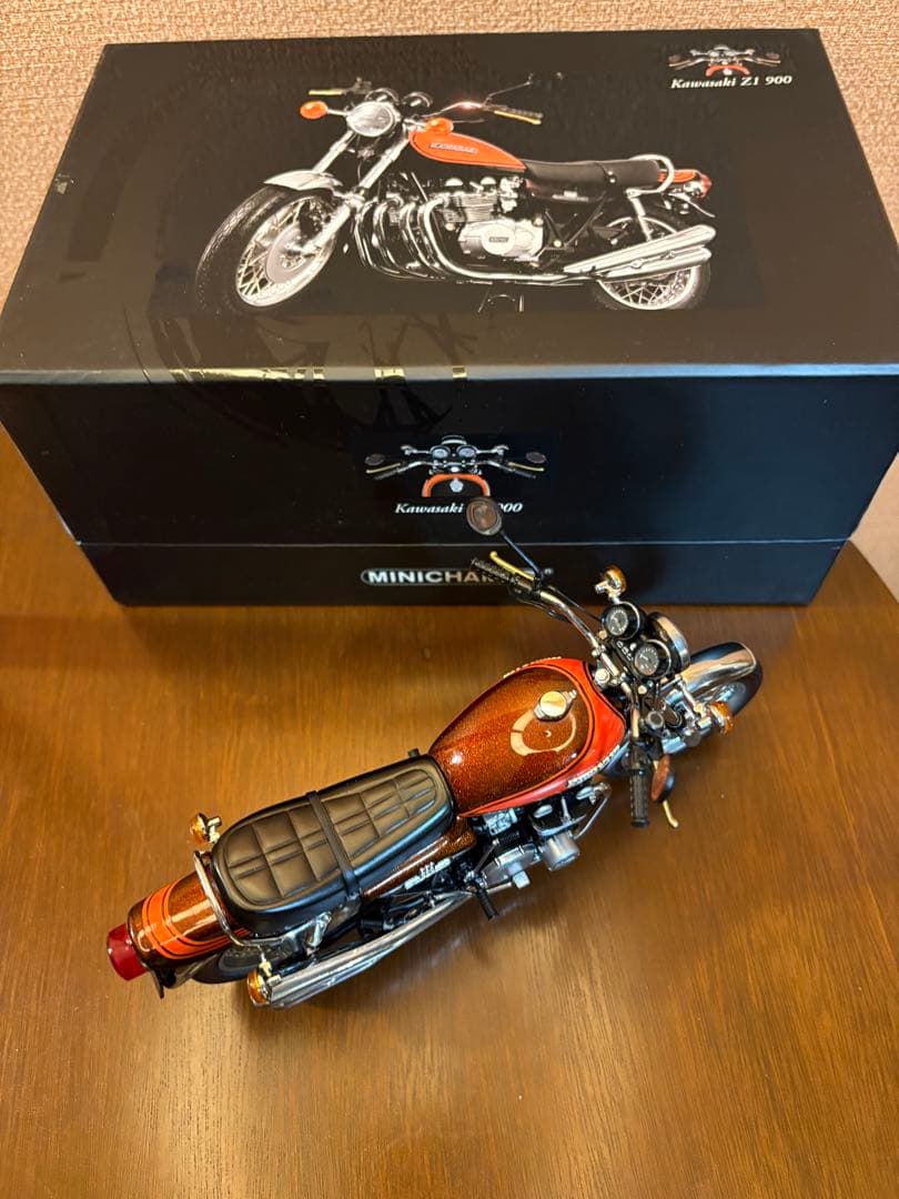 1/12 ミニチャンプス カワサキZ1 900