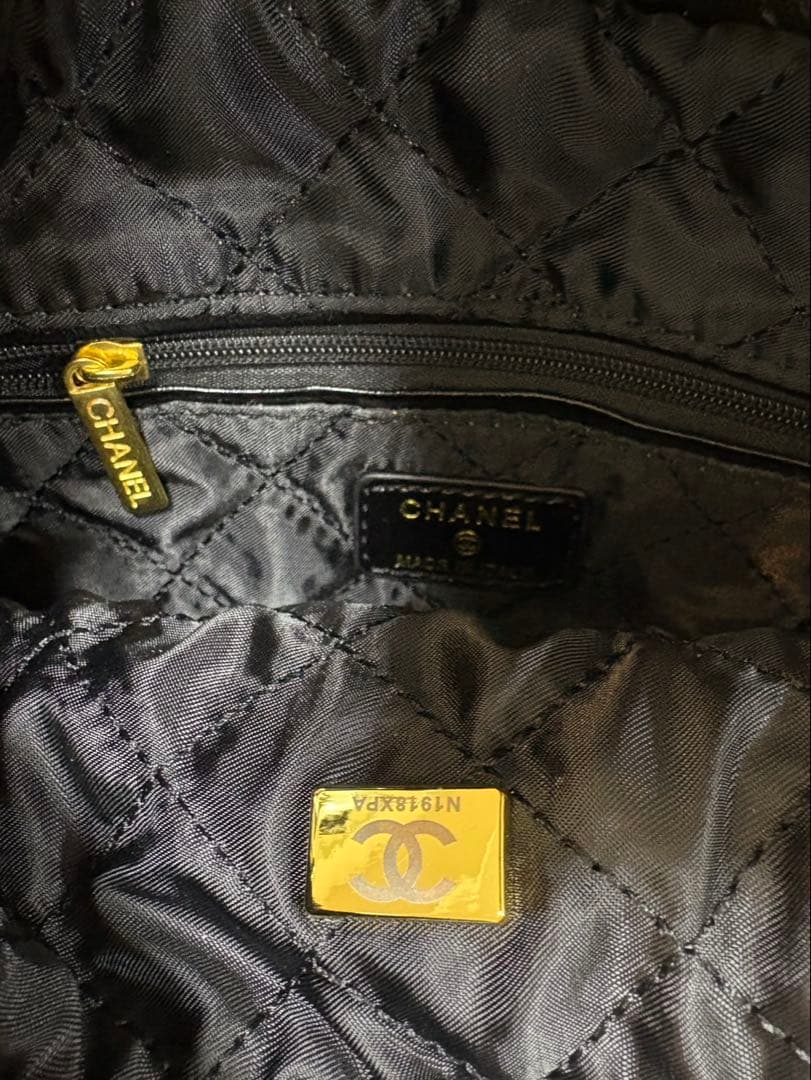 即購入可!即日発送！CHANEL ノベルティブラックレザー バッグ