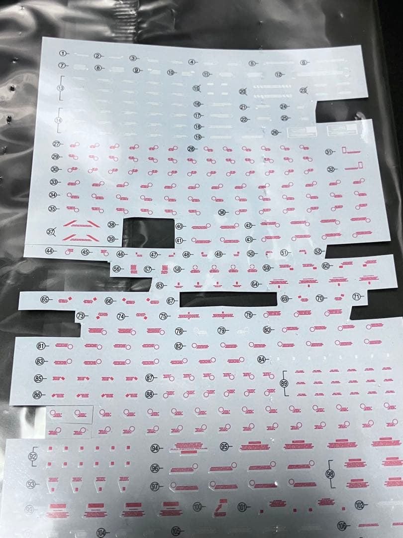 ＭＧ ユニコーンガンダム３号機 フェネクス （ナラティブVer.）　組立済み