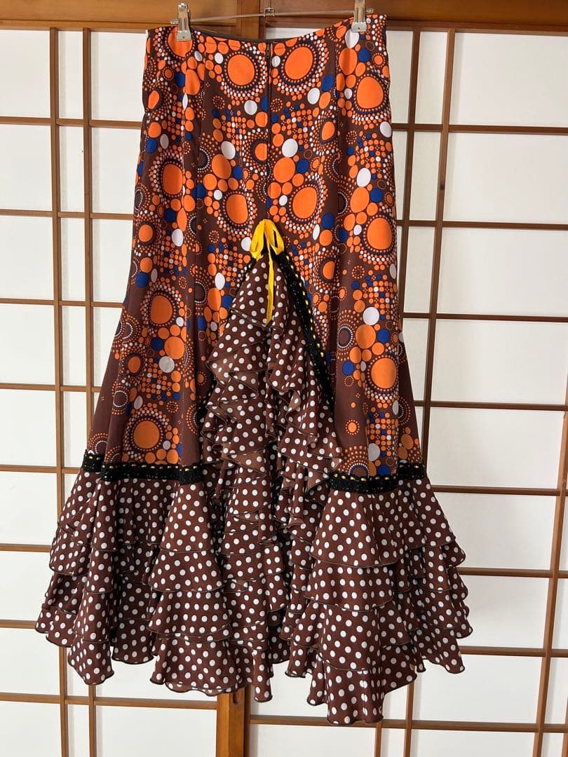 フラメンコ・ソニア ジョーンズ・ブラウン水玉ファル