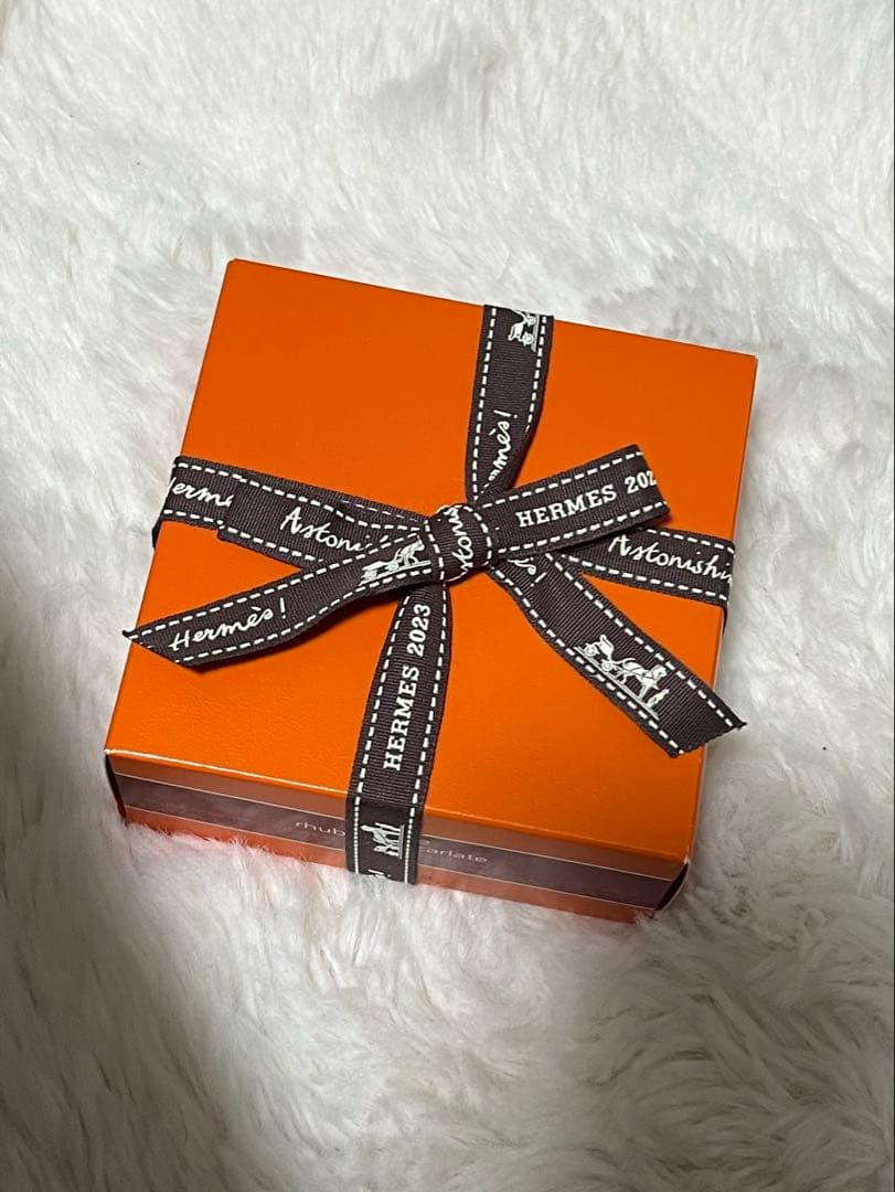 ［新品未開封］エルメス チャライジングバーム