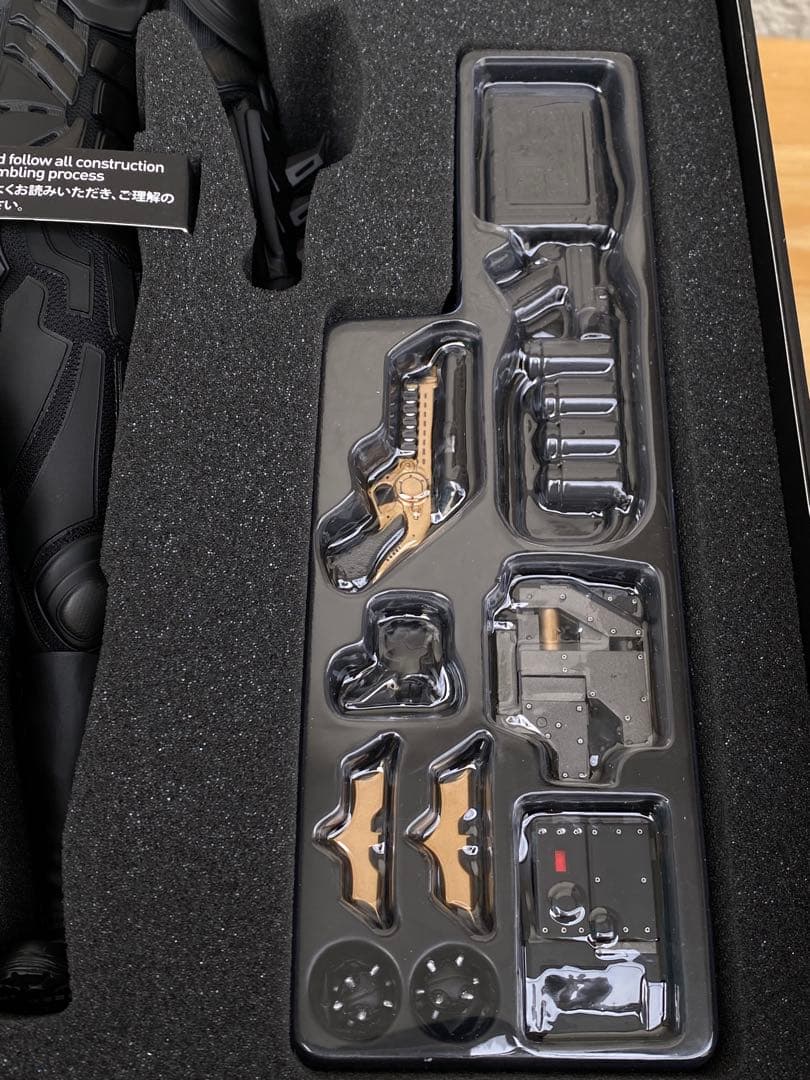 ホット・トイズ 1/6スケール バットマン ダークナイト ライジング