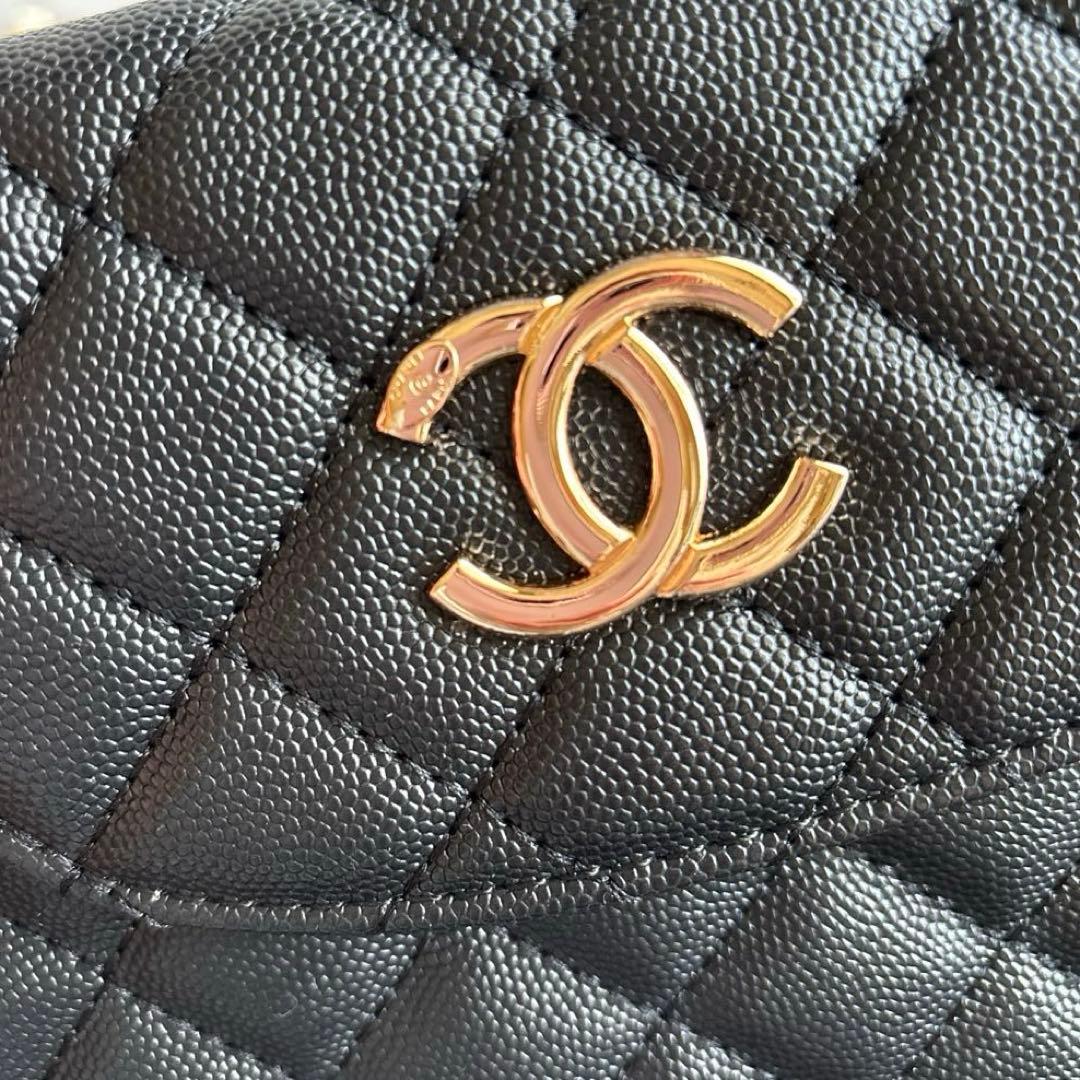 ノベルティ　キルティングショルダーバッグ　ブラック