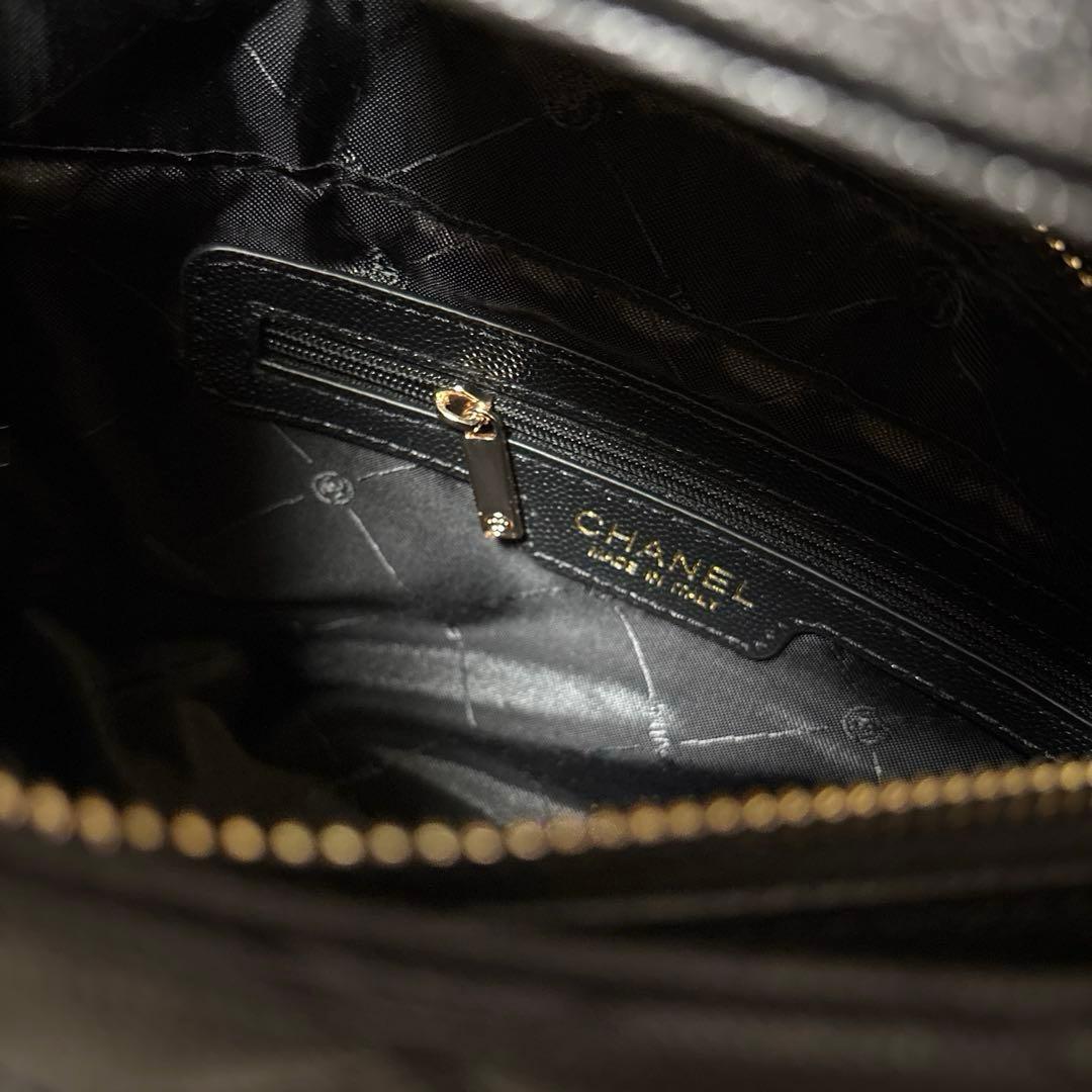 ノベルティ　キルティングショルダーバッグ　ブラック