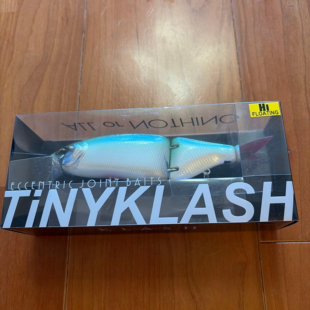 TiNY KLASH Hi フローティングルアー