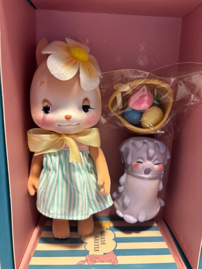 FLUFFY BUNNY ウサギのフィギュア(最終値下げ)