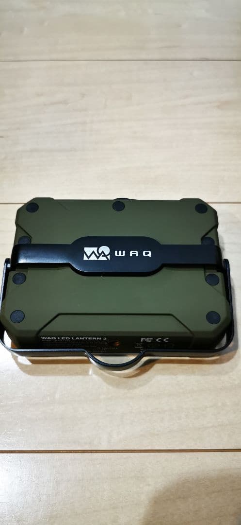 WAQ LEDランタン オリーブグリーン ハードケース付き