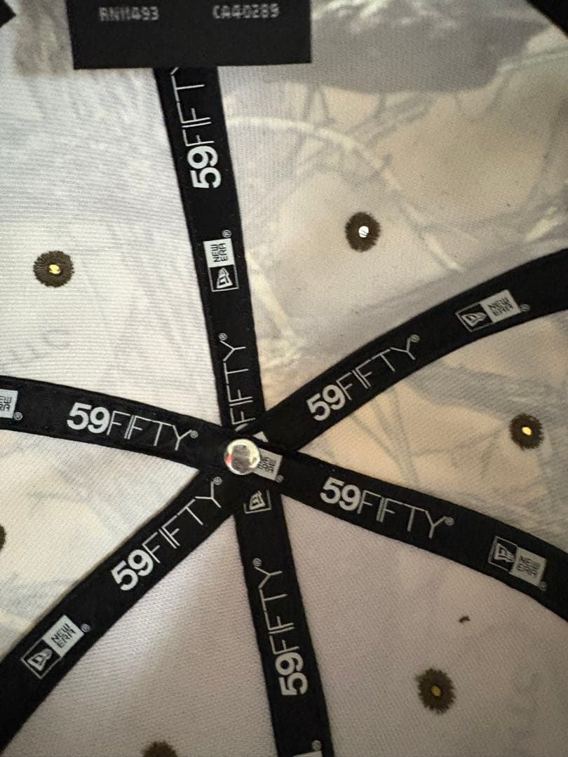 supreme迷彩キャップNEWERA 7 3/4