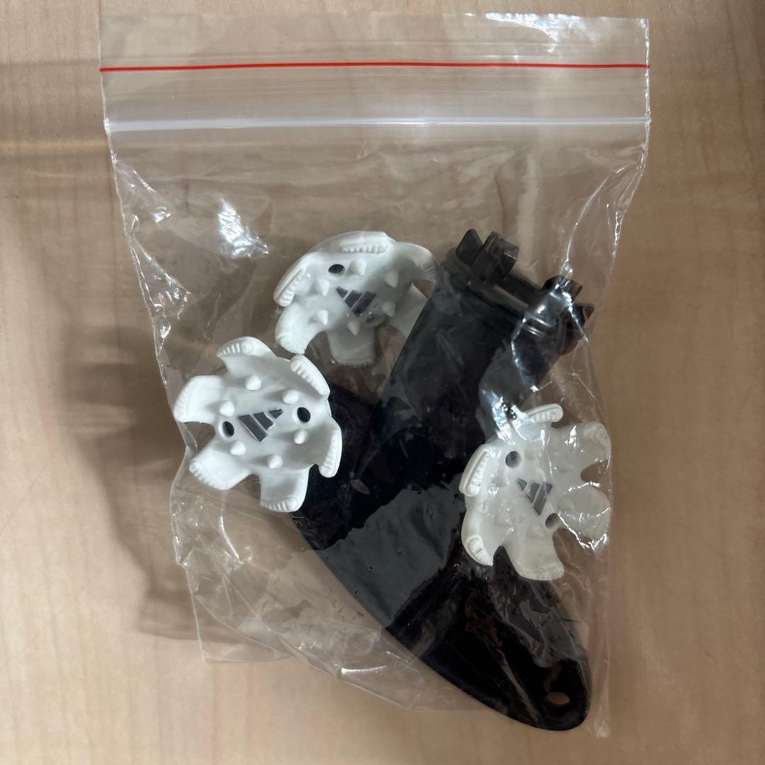 アディダスゴルフスパイク