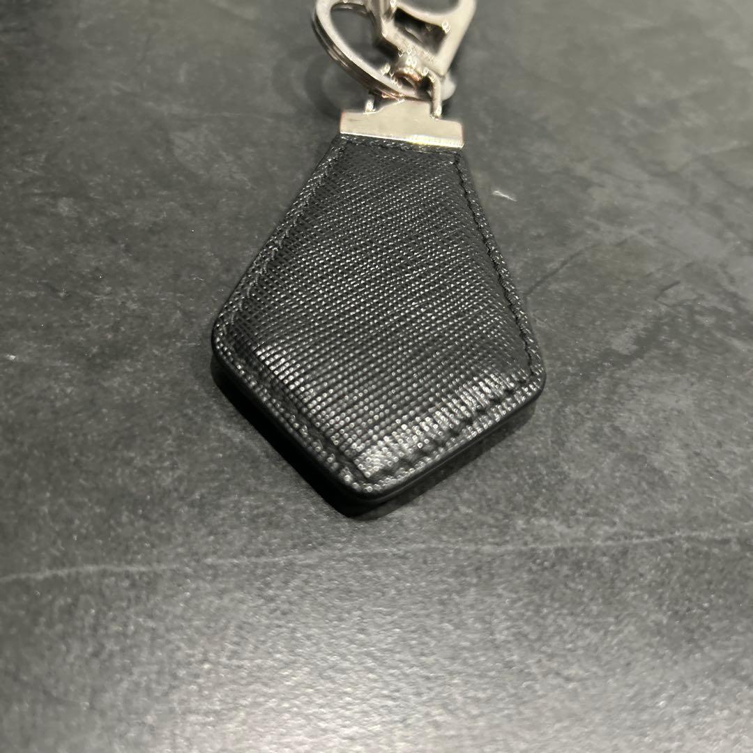 PRADA サフィアーノレザー　キーリング　2PP041 ブラック　黒