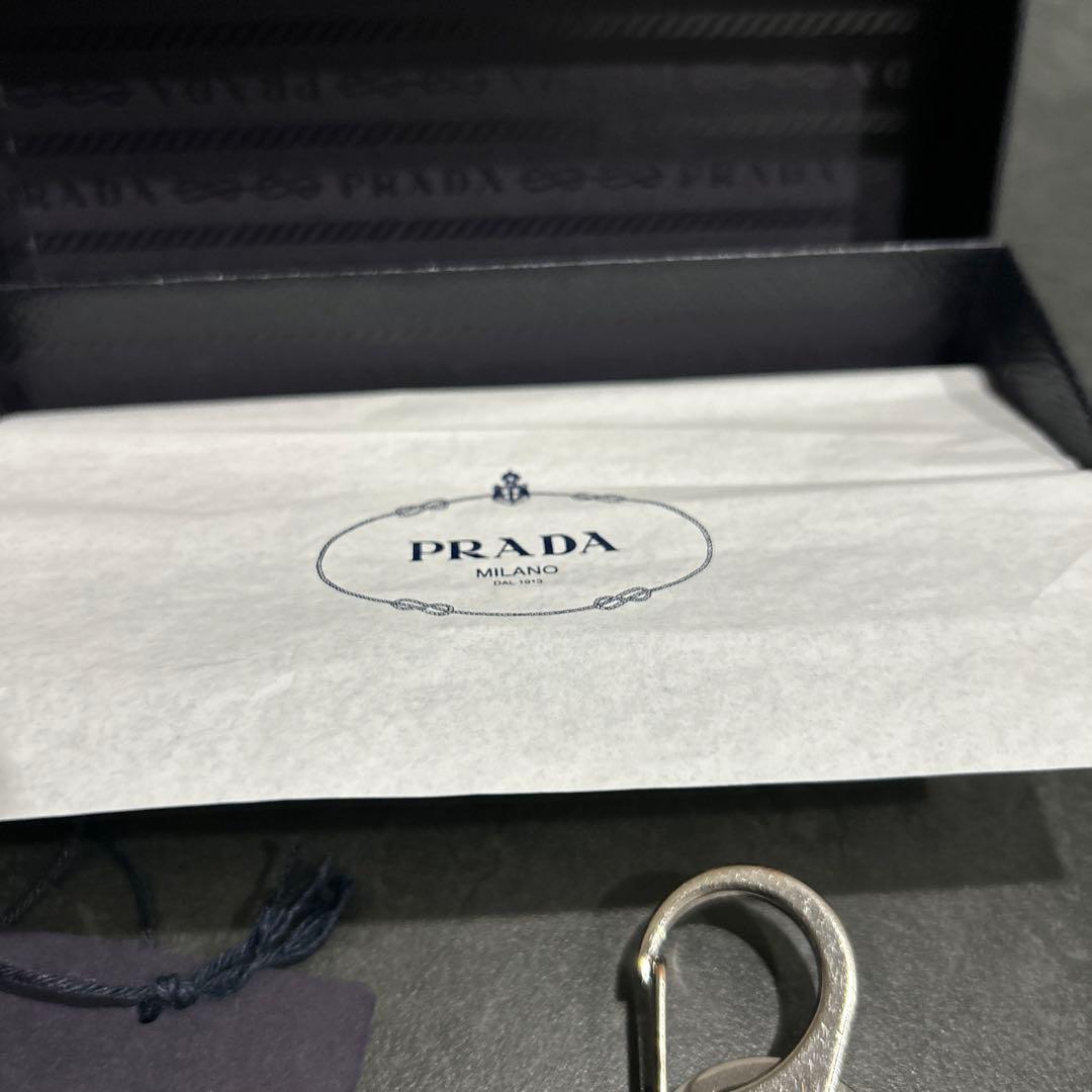PRADA サフィアーノレザー　キーリング　2PP041 ブラック　黒