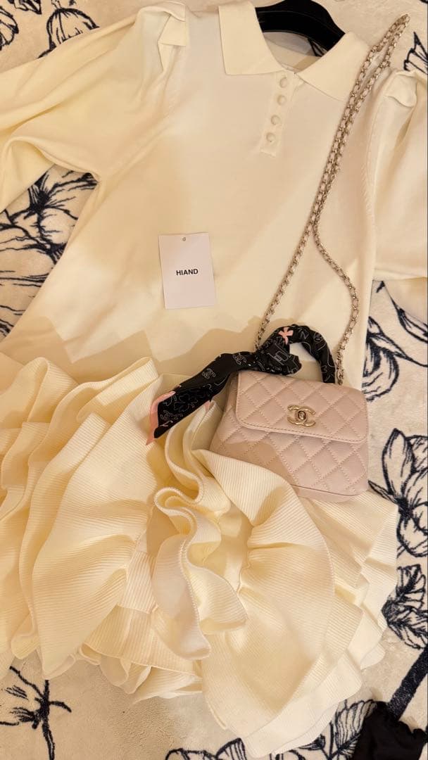 ハイアンドHIAND Ruffled-Hem Polo Dress ほしのあき