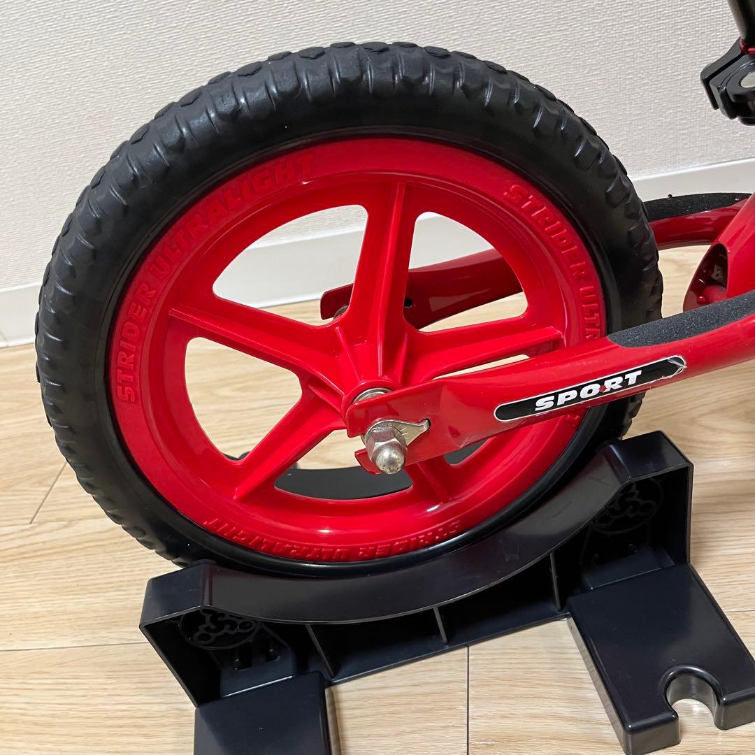 美品 STRIDER SPORTS 12 ストライダースポーツ 純正スタンド付き