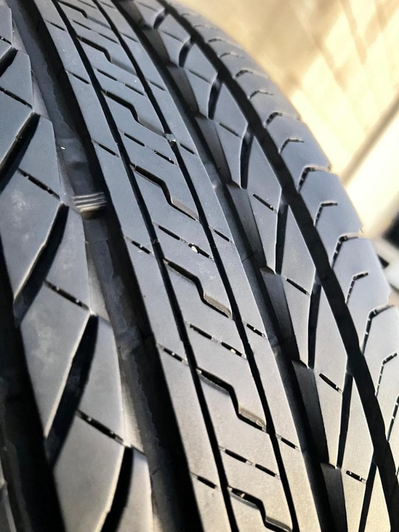 ランドローバー フリーランダー II 17インチホイール235/65R17タイヤ