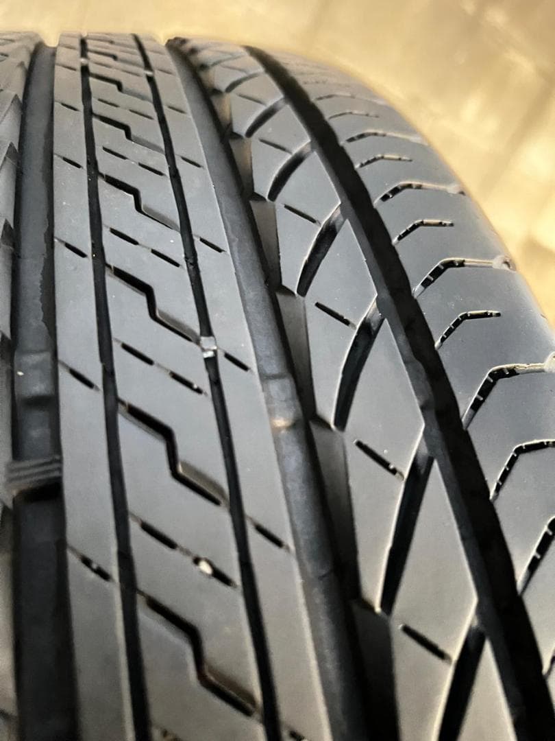 ランドローバー フリーランダー II 17インチホイール235/65R17タイヤ