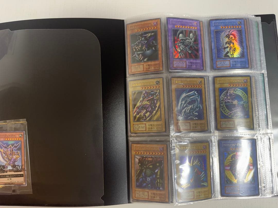 遊戯王 初期 約100枚とおまけ 引退品 まとめ売り