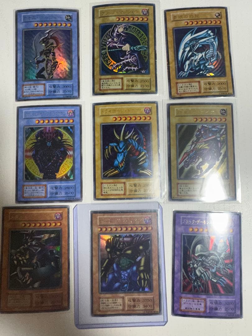 遊戯王 初期 約100枚とおまけ 引退品 まとめ売り