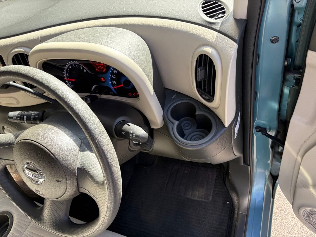 日産　キューブ　cube 走行距離　極少9000キロ　川崎