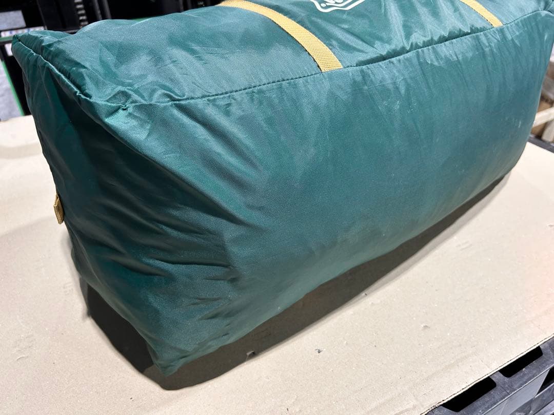 美品！Coleman タフスクリーン2ルームハウス　エリステ付き