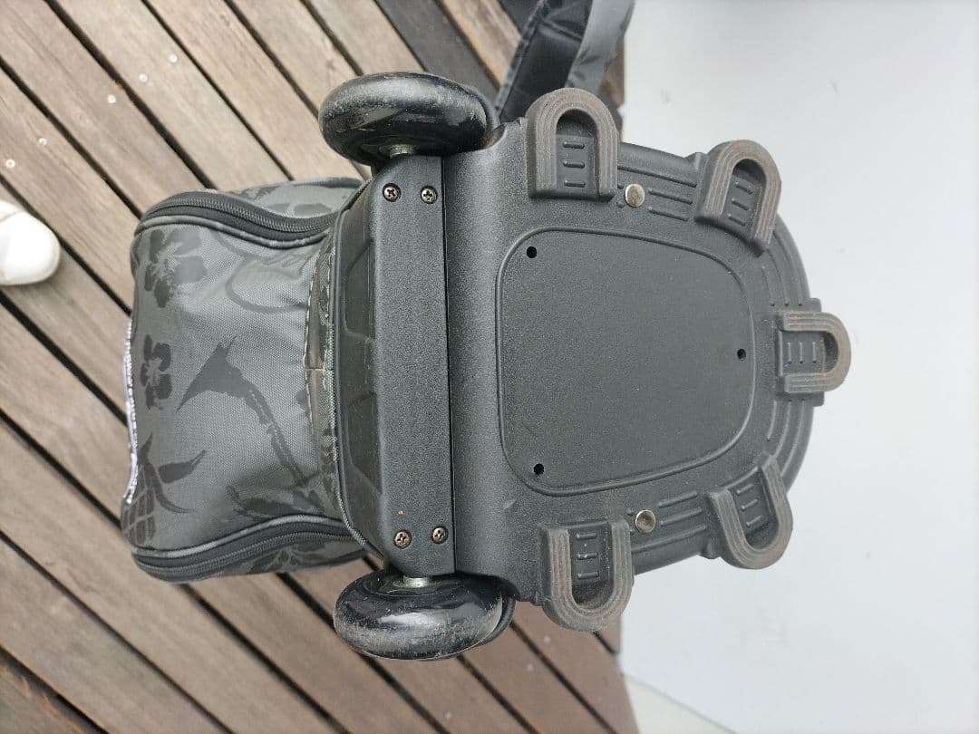 muta キャディバッグ ブラック　ハワイ　おじさん