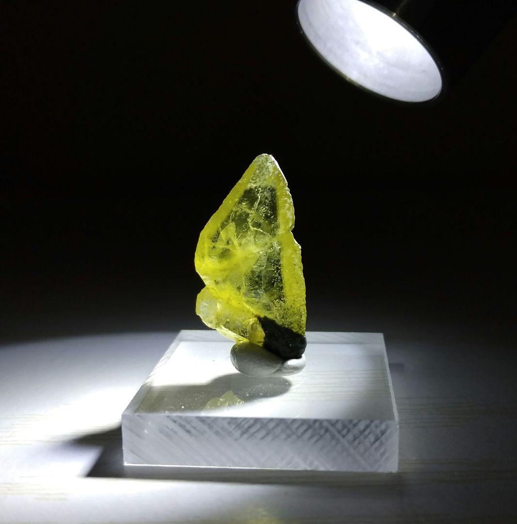 スフェーン （チタナイト）　宝石鉱物標本