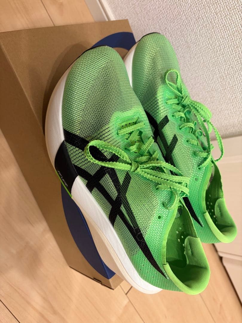 asicsメタスピードエッジTokyo