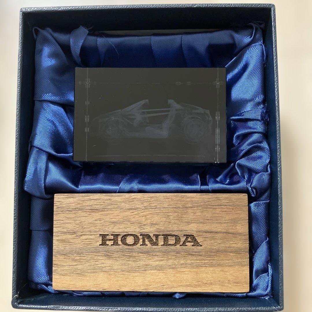 HONDA S660　置物　3Dクリスタル HONDAロゴ入り専用ケース付き