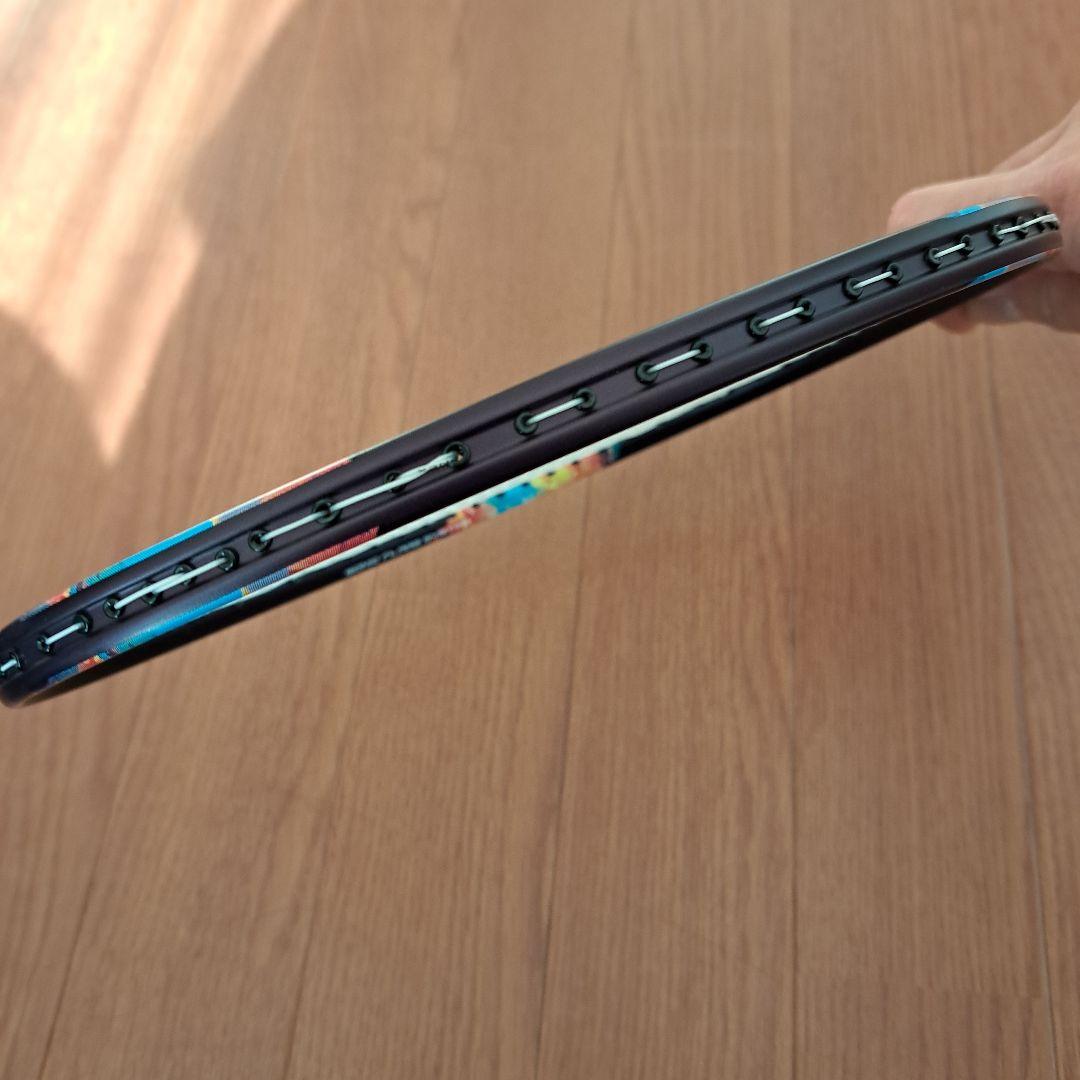 ヨネックス　ナノフレア700プロ　4U5