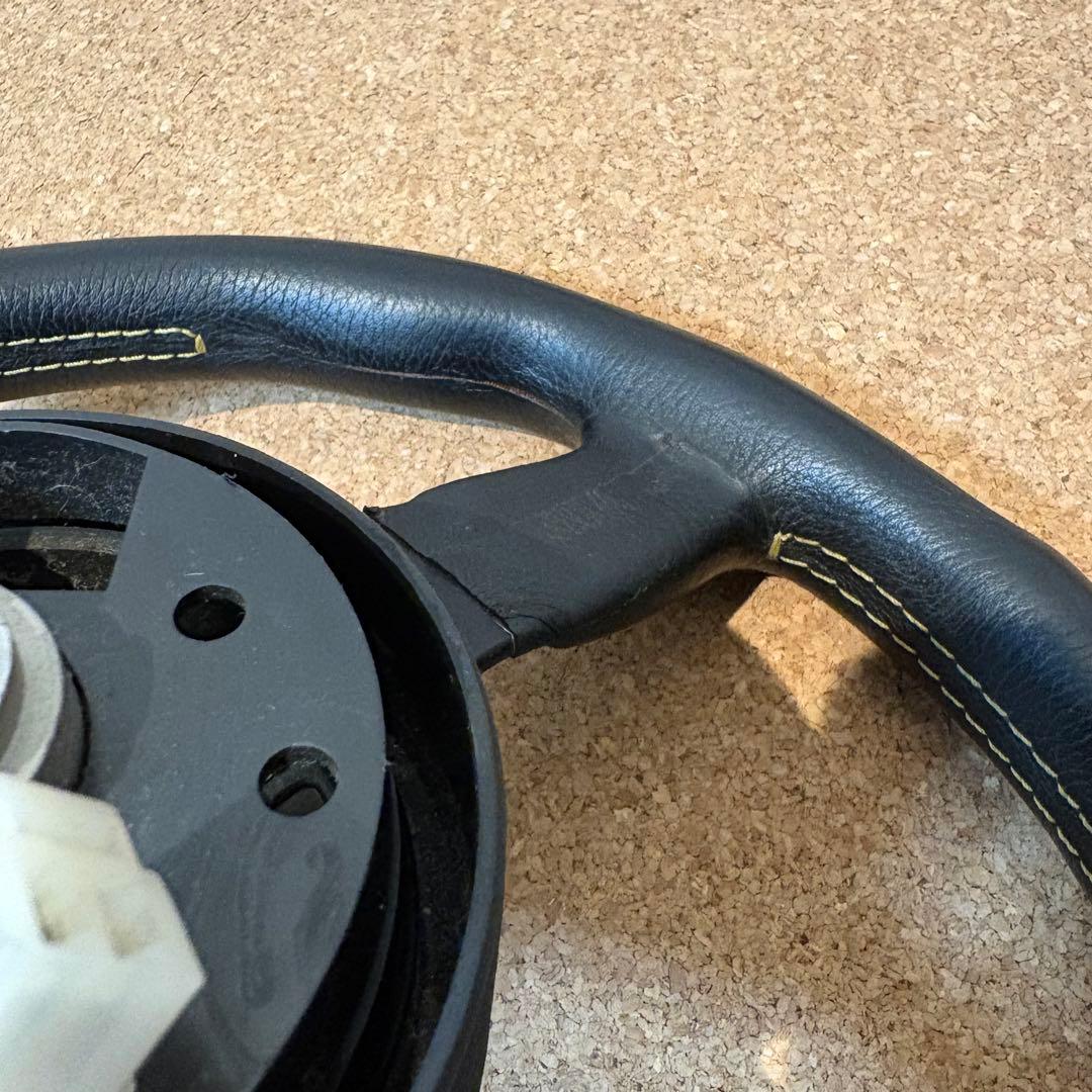 【希少！】MOMO ステアリング ヴェローチェレーシング D型 タイプ