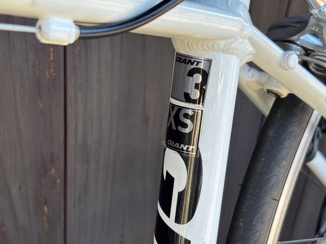 ロードバイクデビューに！ジャイアント　デファイ　giant DEFY3 ホワイト