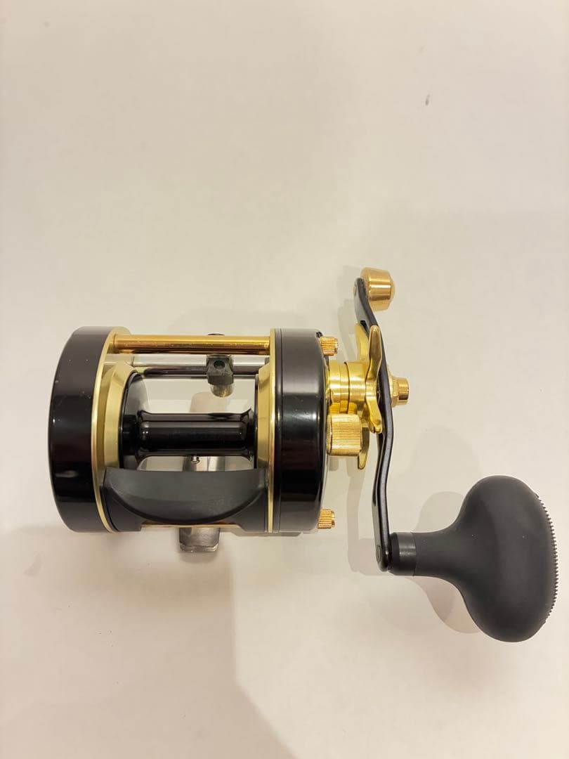 ダイワ DAIWA 17 シーホーク 300遠投｜使用少｜ベイトリールカバー付